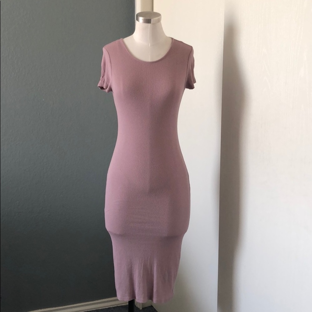 Bodycon short sleeve dress